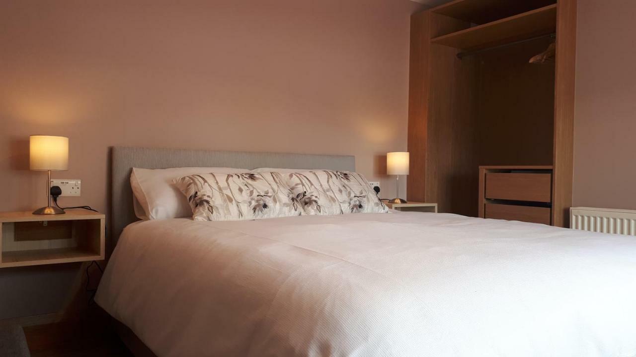 Апартаменты Suzies Self Catering Belmont Belmont  Экстерьер фото